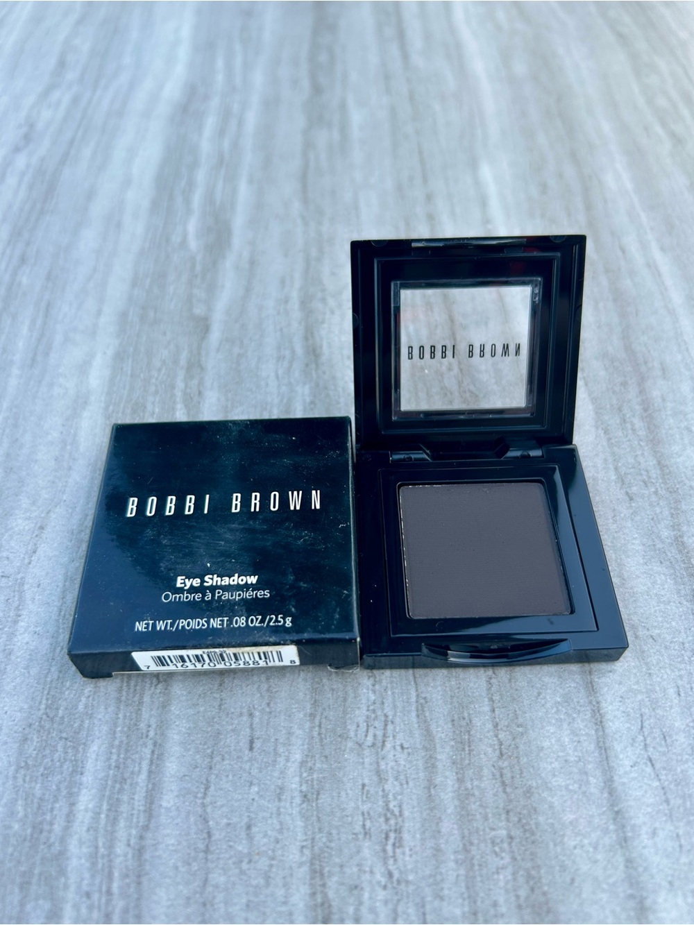 Bobbi Brown Single Eyeshadow in Deep Brown Matte